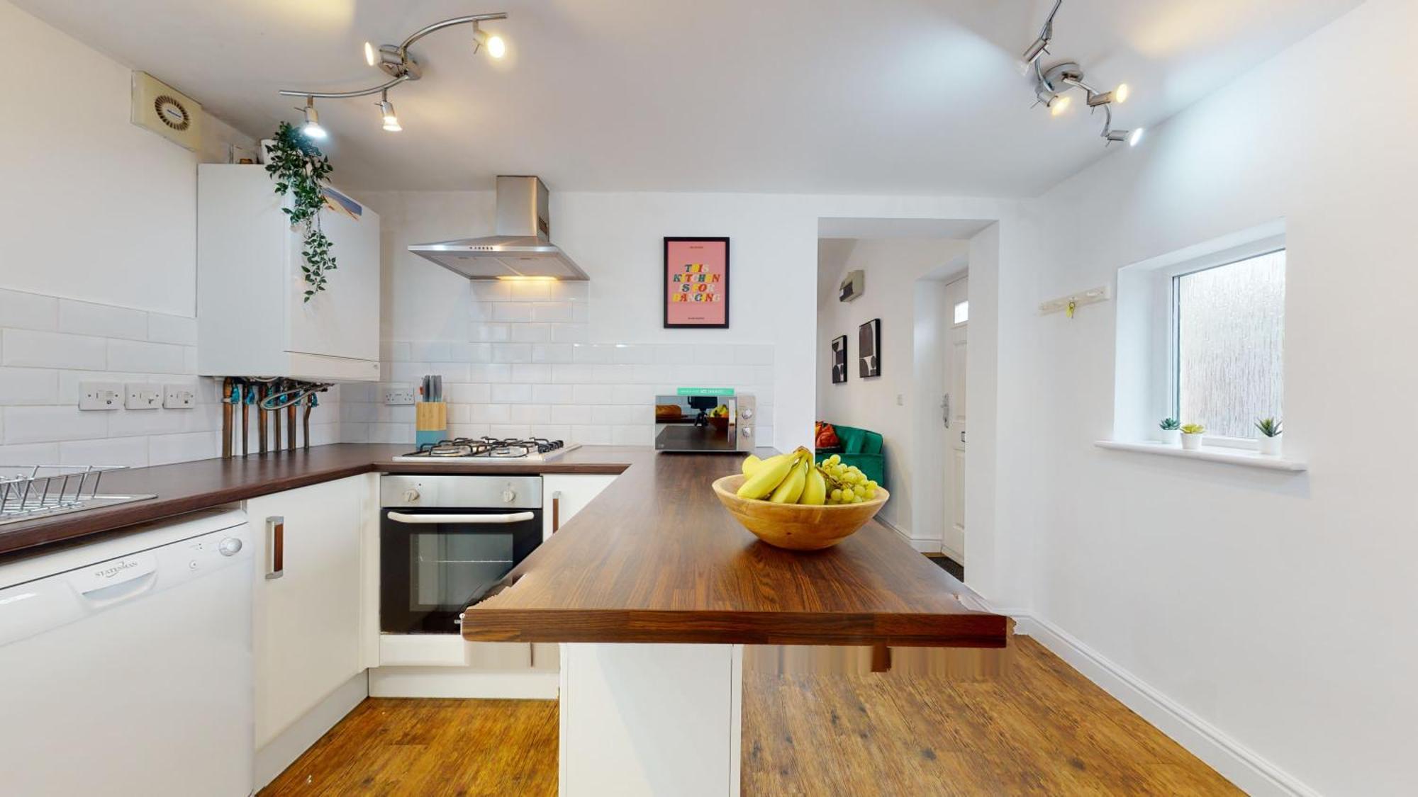 Cosy Cardiff Apartment And Patio Экстерьер фото